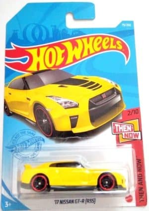 Nissan GT-R (R35) 2017 gul - Hot Wheels 1:64
