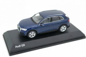 Audi Q5 2016 blå - skala 1:43