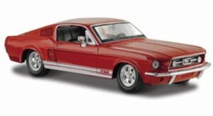 Ford Mustang GT 1967 röd - skala 1:24