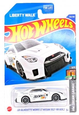 Nissan 35GT-RR LB Silhouette vit - Hot Wheels 1:64