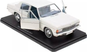 Opel Admiral B 1969 vit - skala 1:24