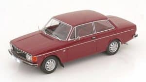 Volvo 142 1973 röd - skala 1:18